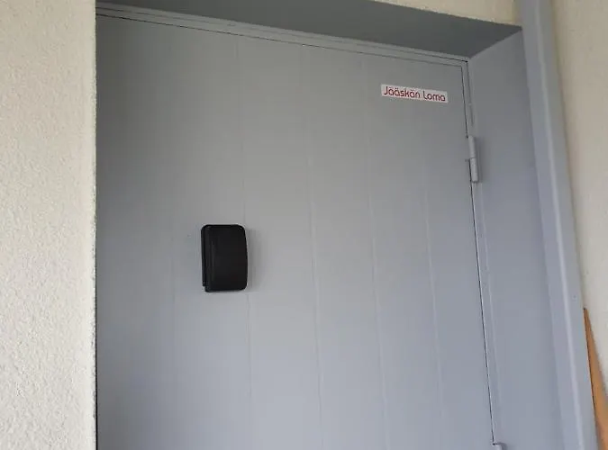 Jaeaeskaen Loma Ratatie 3 Asunto 7, 公寓